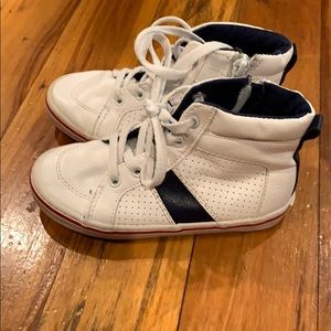 OLD NAVY SNEAKERS